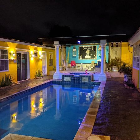 Solar Villa Oranjestad Exteriör bild